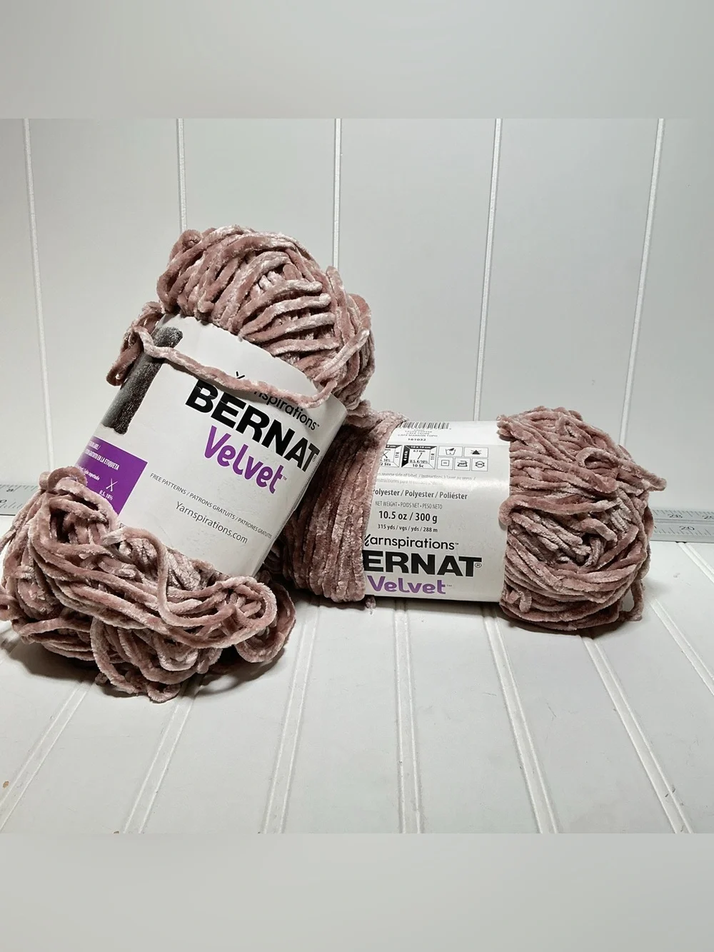 Bernat Velvet Yarnspirations Taupe coffee 10.5 Oz 492 Yds Full  Skeins Lot Of 2